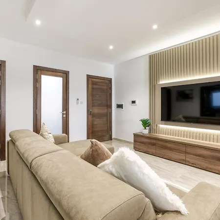 Apartment Luxurious, Spacious Fully Equipped In Swieqi By 360 Estates Is-Swieqi