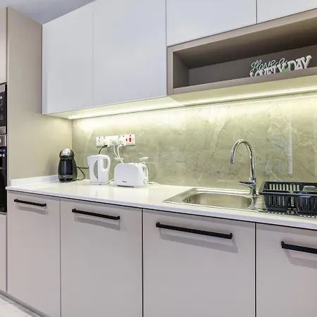 Apartment Luxurious, Spacious Fully Equipped In Swieqi By 360 Estates