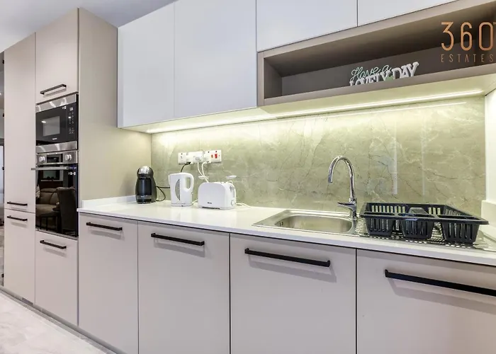 아파트 Luxurious, Spacious Fully Equipped In Swieqi By 360 Estates
